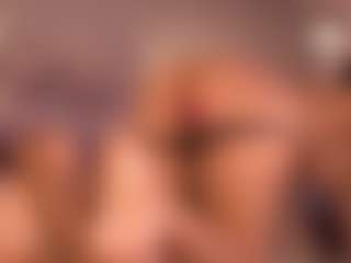Izzy Wild's Live Sex Cam Show