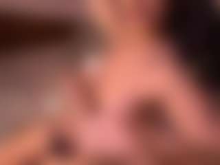 Izzy Wild's Live Sex Cam Show