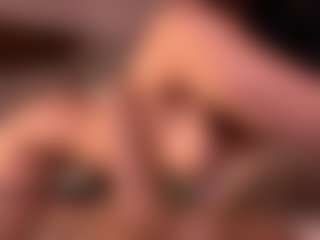 Izzy Wild's Live Sex Cam Show