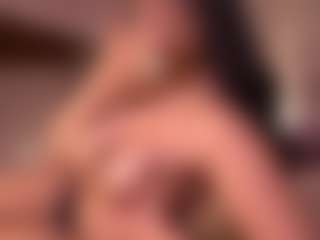 Izzy Wild's Live Sex Cam Show