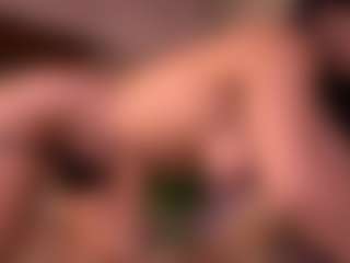Izzy Wild's Live Sex Cam Show