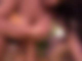 Izzy Wild's Live Sex Cam Show
