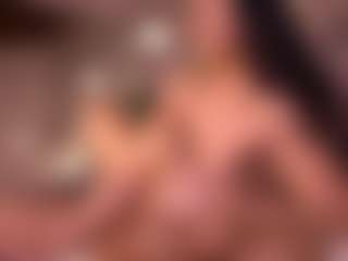 Izzy Wild's Live Sex Cam Show