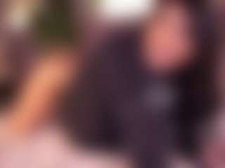 Izzy Wild's Live Sex Cam Show