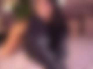 Izzy Wild's Live Sex Cam Show