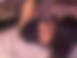 Izzy Wild's Live Sex Cam Show