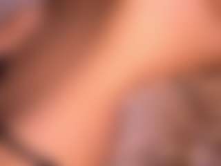 Izzy Wild's Live Sex Cam Show