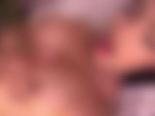 Izzy Wild's Live Sex Cam Show