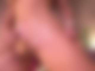 Izzy Wild's Live Sex Cam Show