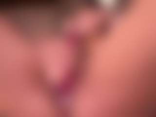 Izzy Wild's Live Sex Cam Show