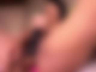 Izzy Wild's Live Sex Cam Show
