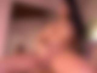 Izzy Wild's Live Sex Cam Show