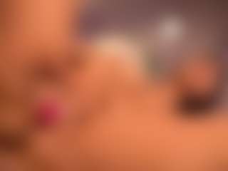 Izzy Wild's Live Sex Cam Show