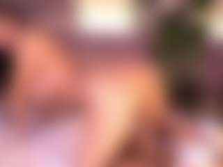 Izzy Wild's Live Sex Cam Show