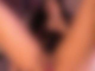 Izzy Wild's Live Sex Cam Show