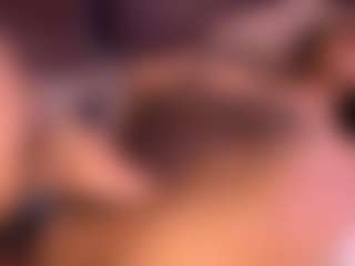 Izzy Wild's Live Sex Cam Show