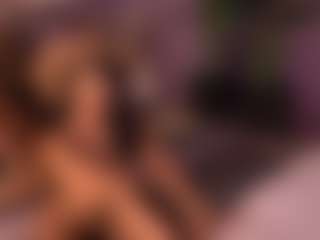 Izzy Wild's Live Sex Cam Show