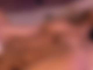 Izzy Wild's Live Sex Cam Show