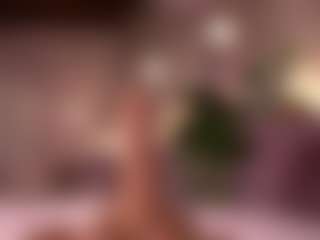 Izzy Wild's Live Sex Cam Show
