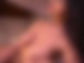 Izzy Wild's Live Sex Cam Show