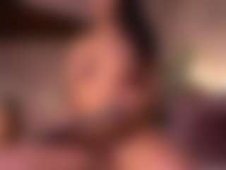 Izzy Wild's Live Sex Cam Show