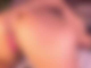 Izzy Wild's Live Sex Cam Show