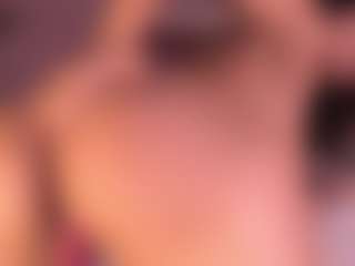 Izzy Wild's Live Sex Cam Show