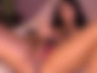 Izzy Wild's Live Sex Cam Show