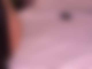Izzy Wild's Live Sex Cam Show