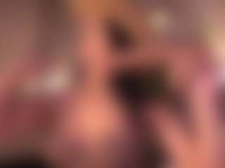 Izzy Wild's Live Sex Cam Show