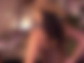 Izzy Wild's Live Sex Cam Show