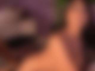 Izzy Wild's Live Sex Cam Show