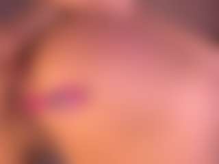 Izzy Wild's Live Sex Cam Show