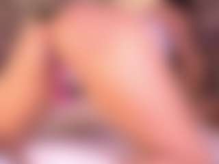 Izzy Wild's Live Sex Cam Show