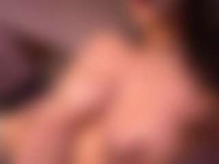 Izzy Wild's Live Sex Cam Show