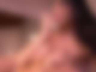 Izzy Wild's Live Sex Cam Show