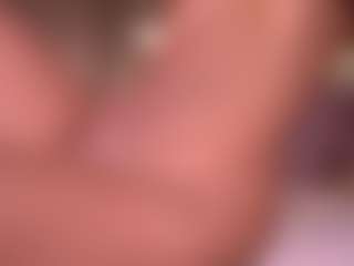 Izzy Wild's Live Sex Cam Show
