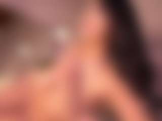 Izzy Wild's Live Sex Cam Show