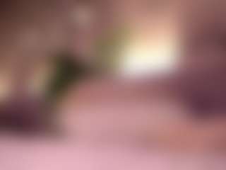 Izzy Wild's Live Sex Cam Show