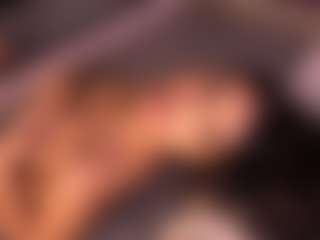 Izzy Wild's Live Sex Cam Show