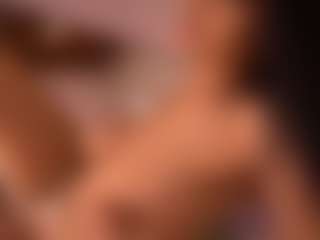 Izzy Wild's Live Sex Cam Show