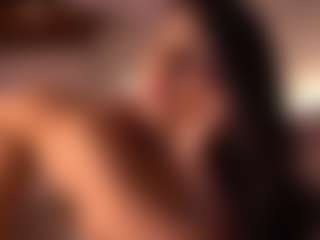 Izzy Wild's Live Sex Cam Show
