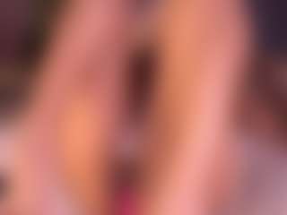 Izzy Wild's Live Sex Cam Show