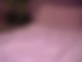 Izzy Wild's Live Sex Cam Show