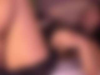 Izzy Wild's Live Sex Cam Show