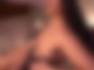 Izzy Wild's Live Sex Cam Show