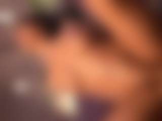 Izzy Wild's Live Sex Cam Show