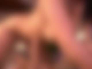 Izzy Wild's Live Sex Cam Show