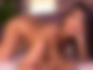 Izzy Wild's Live Sex Cam Show
