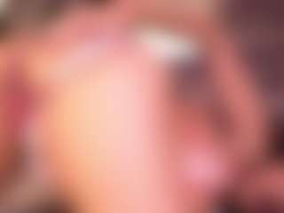Izzy Wild's Live Sex Cam Show